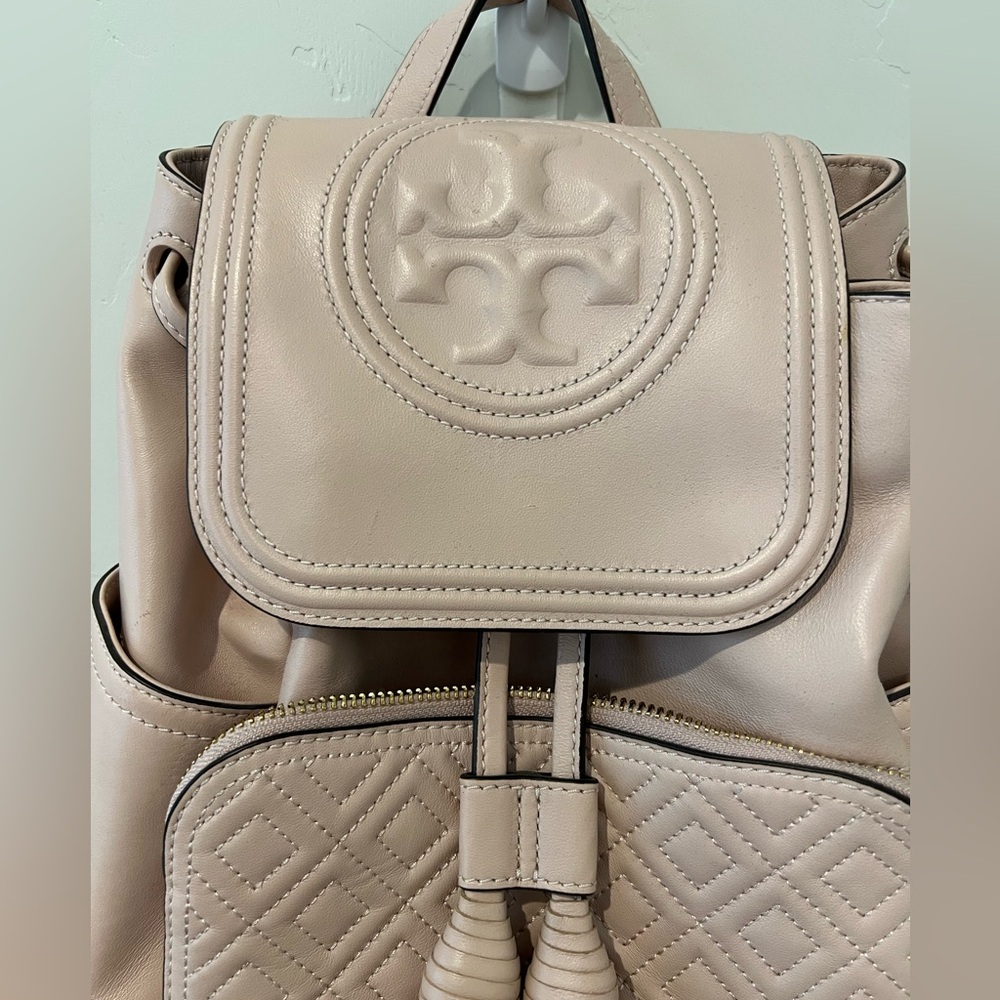 Tory Burch Fleming Backpack in Blush Pink, Quilted Leather with Adjustable Strap - Picture 2 of 10